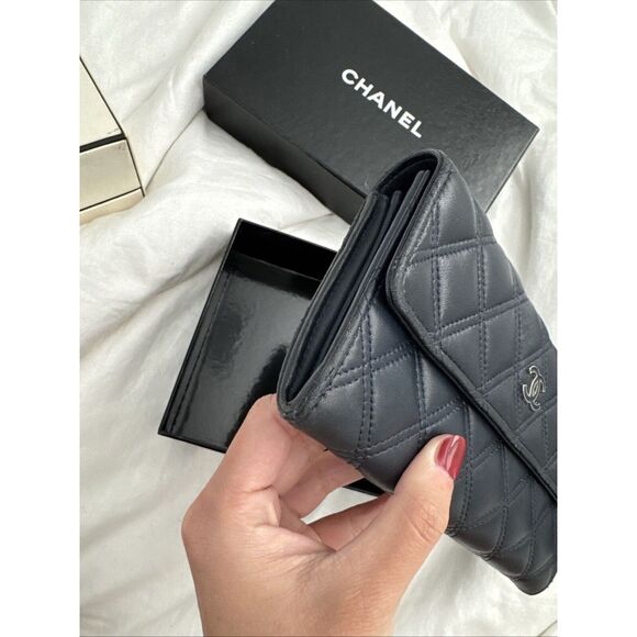 CHANEL Logo Navy Silver Toe Double Stitch Long Wallet W/box - Picture 6 of 16
